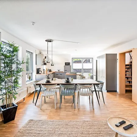 Sali Homes - Weibertreu Eins * Weinsberg
